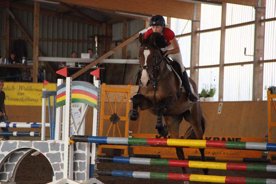 Springen_Vanessa_Schober