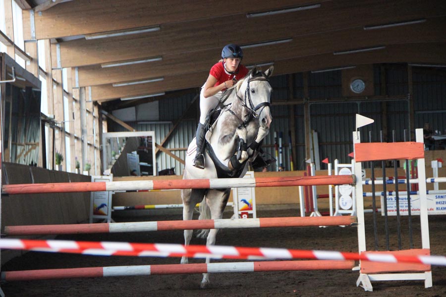 Springen_Vanessa_Schober_2